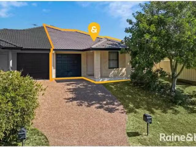 2/71 Osborn Avenue, MUSWELLBROOK Townhouse for rent Listed by.