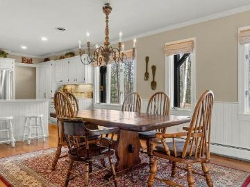 271 Lee Rd, Lenox, US, MA