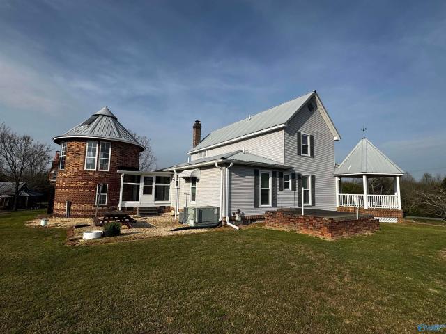 271 Myles Street
