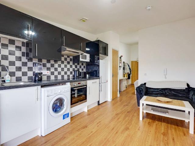 271 Sturry Road, Canterbury CT1, 1 bed flat to rent, £895 pcm | PrimeLocation