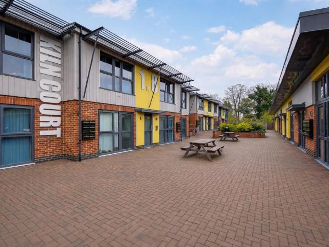 271 Sturry Road, CT1 1DS Studio to rent £1,895 pcm £437 pw