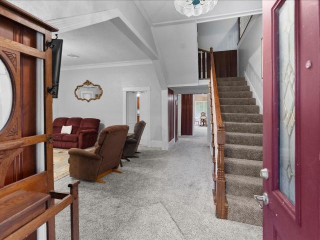 271 Private Road 456
