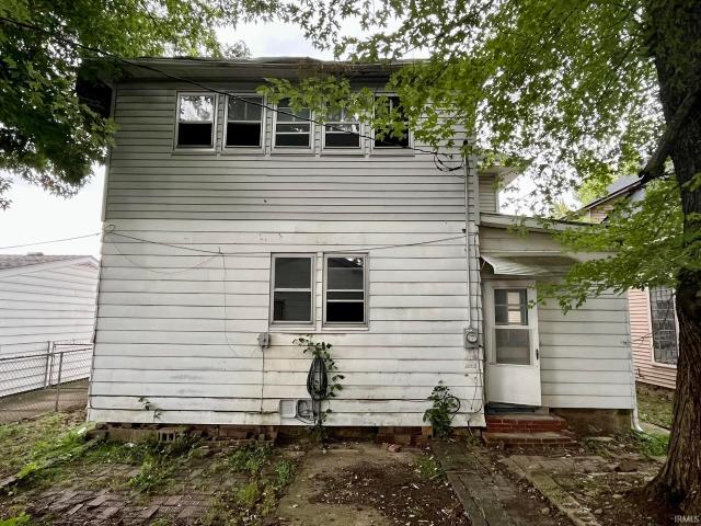 271 W Main Street