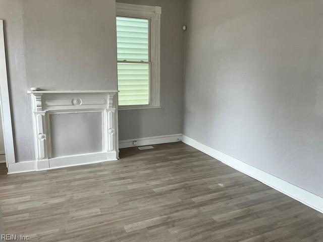 271 Webster Ave