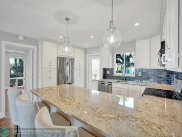 2725 NE 32nd Ave, Unit #4, Fort Lauderdale, US, FL