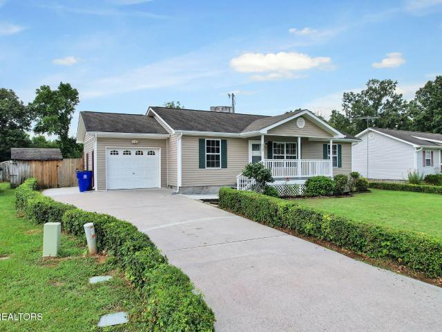 2725 Apple Orchard Drive