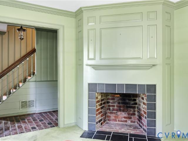 2725 Queenswood Road