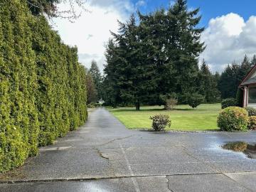2726 rd Street Ct E
