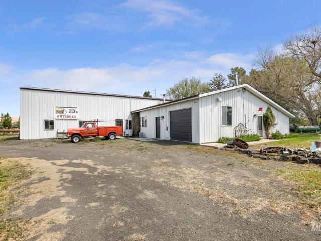 2726 S. 850 E