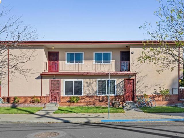 2727 Mcgee Ave