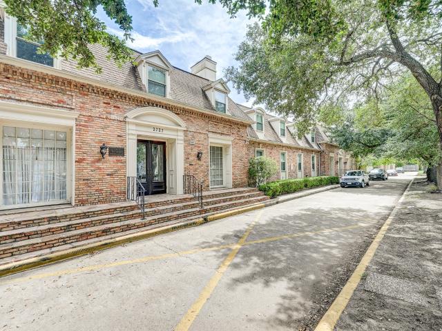 2727 Briarhurst Drive 25