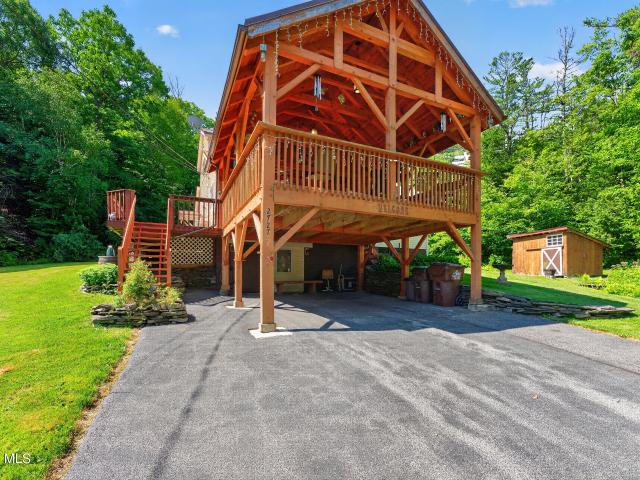 2727 Delaware Turnpike