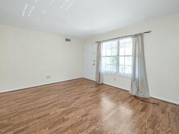 2727 Highland Avenue S # 204