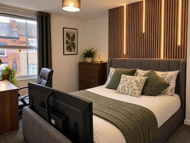 27/28 Academic Year 7 Bed on. 7 bed apartment to rent £563 pcm £130 pw