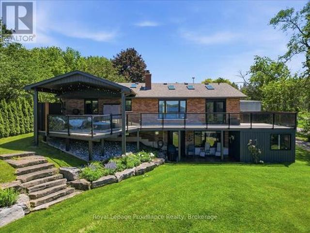 2728 County Road 3, Prince Edward County Ameliasburg Ward, ON, K0K 1L0 Luxury House for sale | Listing ID X13462 | Royal LePage Carriage Trade Luxury Properties