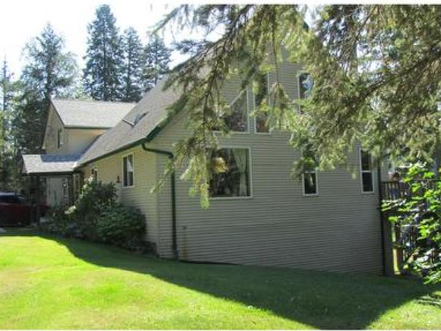 2729 Eagle Creek Road, Canim Lake, BC, V0K 1M0 house for sale | Listing ID R3155 | Royal LePage