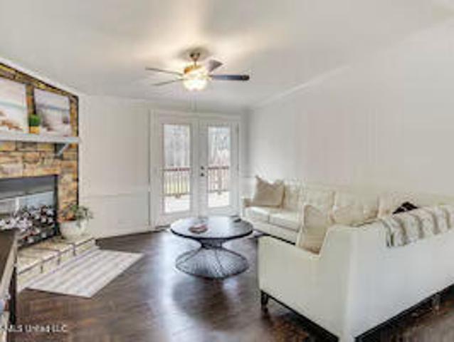 27201 E Lake Cypress Drive