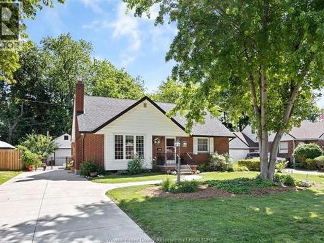 2720 Academy, Windsor, ON, N9E 2G8 house for sale | Listing ID 26019 | Royal LePage