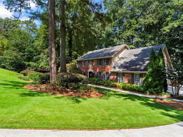 2720 Country Lane