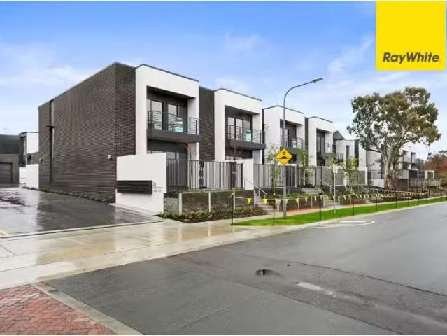 27/20 Leahy Close, NARRABUNDAH Townhouse for rent Listed by R.