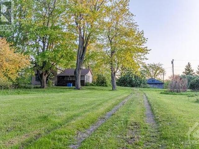 2720 Wylie Road, North Glengarry, ON, K0B 1H0 house for sale | Listing ID X13736 | Royal LePage