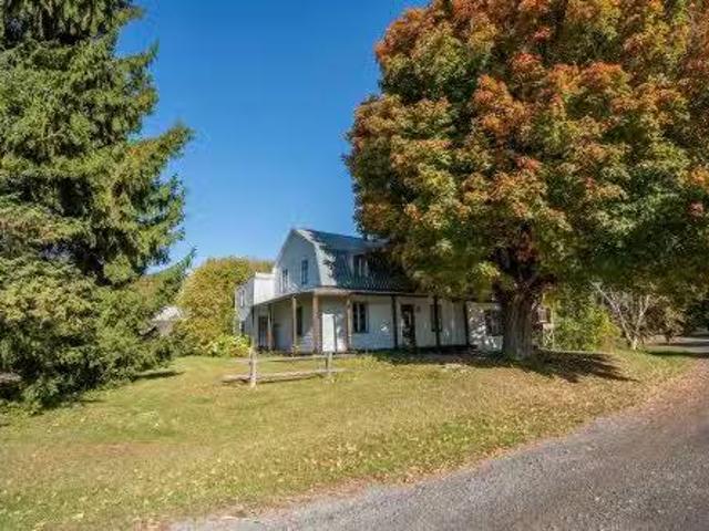 2721 Place Raynault, L'Assomption, QC, J5W 4Z6 house for sal.