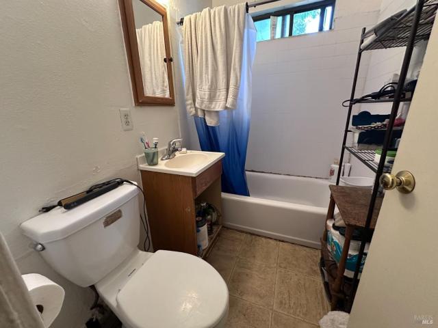 2721 Victoria Drive, Santa Rosa, US, CA