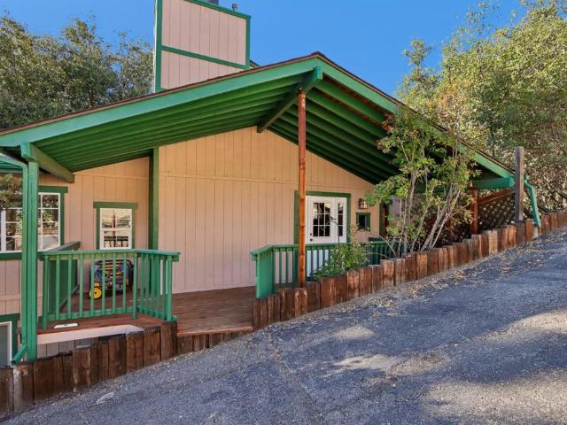 27225 Bluegrass Court