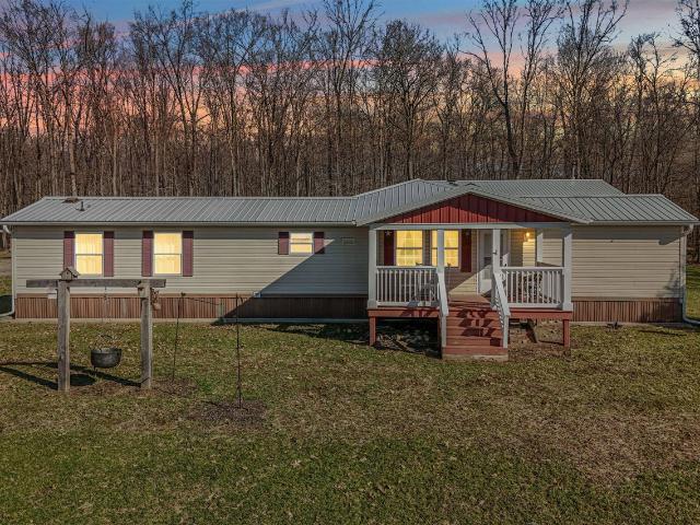 2722 Woodsview Drive