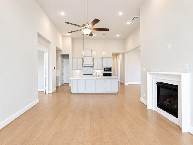 2723 Lakeside Shore Drive
