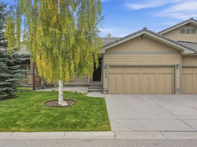 272 Bridle Estates Road Sw, Calgary, AB, T2Y 0E9 house for sale | Listing ID A2346 | Royal LePage