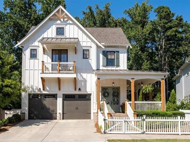 272 Dawson Dr, Woodstock, GA 30188