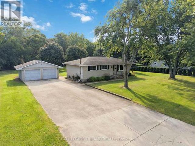 272 Richmond Street, North Middlesex Parkhill, ON, N0M 2K0 house for sale | Listing ID X13886 | Royal LePage