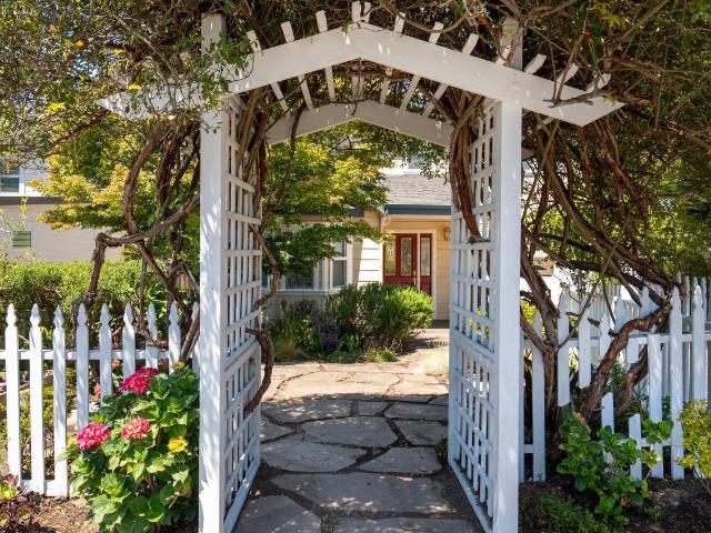 27345 Highway 1, Tomales, CA 94971 | MLS #326026