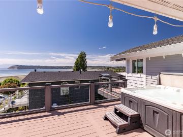 2735 Evening Glory Ct, Clinton, WA 98236 | MLS #2496