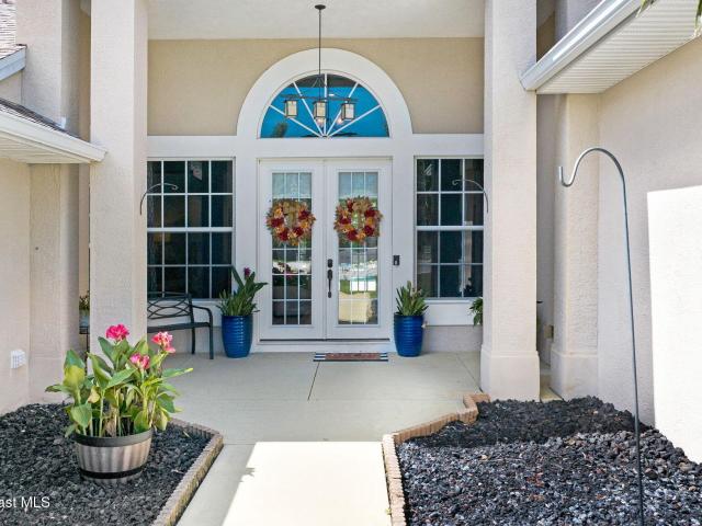2735 S Courtenay Pkwy, Merritt Island, FL 32952 | MLS #1074