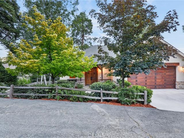 27360 Elmwood