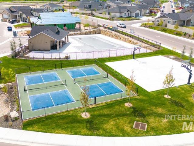 2736 Soulen Dr