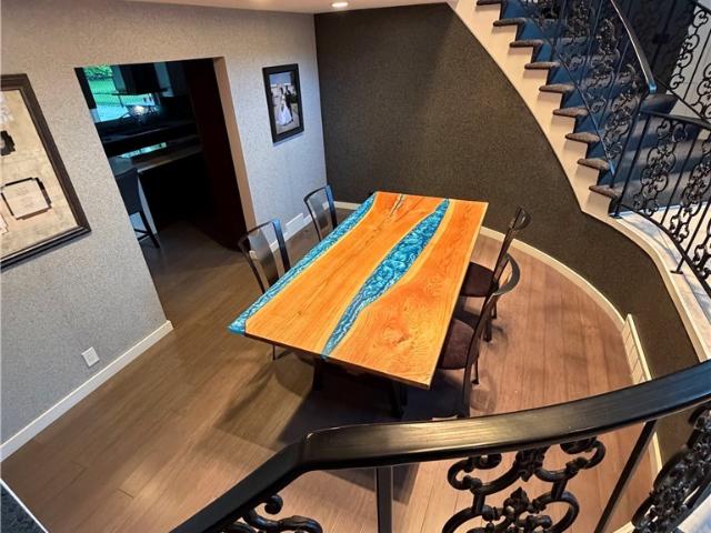2737 Sinton Place