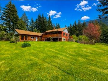 27383 Dogwood Valley Road, Hope, BC, V0X 1L3 house for sale | Listing ID R3116 | Royal LePage
