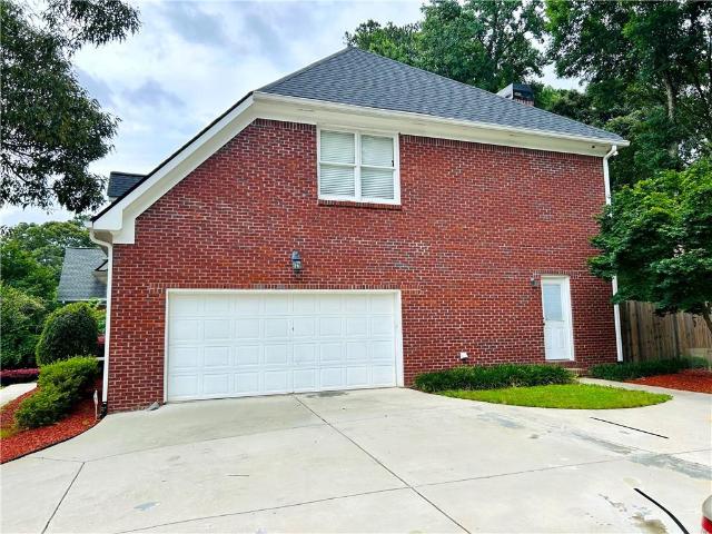 2730 Runnelwood Lane
