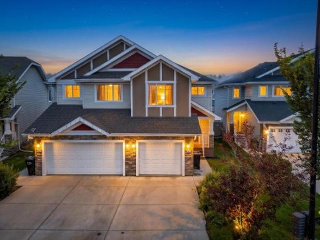 2730 Sparrow Place Nw, Edmonton, AB, T5S 0J6 house for sale | Listing ID E4500 | Royal LePage