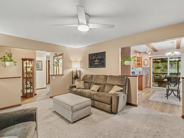 2732 th Lane NW