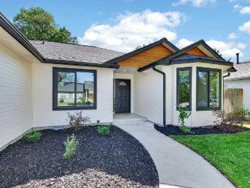 2732 W Good Ct