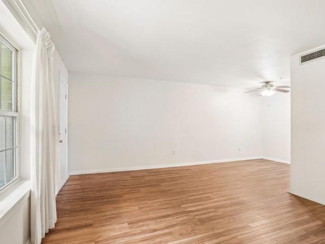 2732 Whitney Place # 101