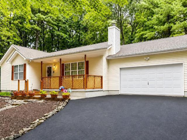 2733 Aspen Way