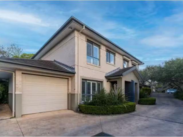 2/73 79 Denman Avenue, Woolooware Townhouse for rent Listed b.