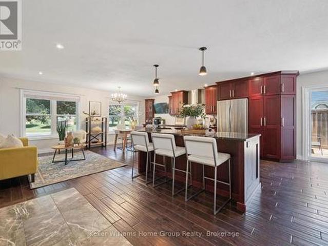 273 Colborne Street, Centre Wellington Elora/Salem, ON, N0B 1S0 house for sale | Listing ID X13791 | Royal LePage