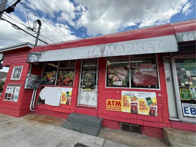 273 Academy Avenue