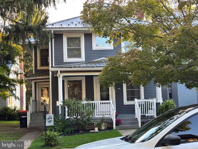273 King Street